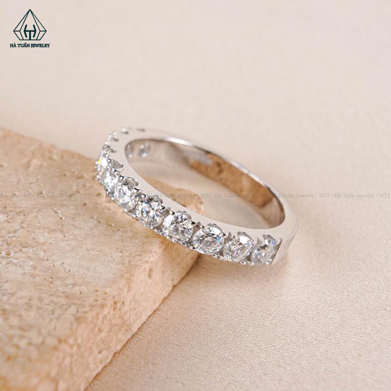 Nhẫn Nữ Bạc 925 Xi Kim Nửa Vòng Đính FULL MOISSANITE Tấm 3mm RX293 Hà Tuấn Jewelry