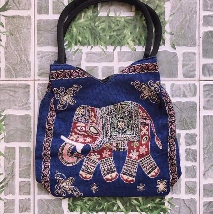 túi xách tim hoạ tiết thổ cẩm size 45=40 1