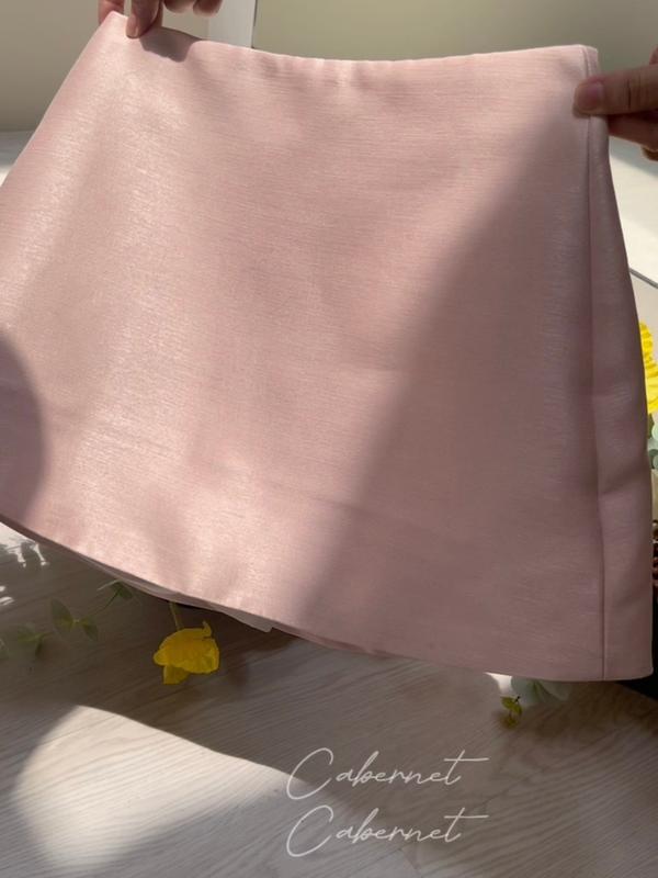 CV010 - Chân váy midi dáng ngắn không lót quần trong chất tapta ánh mịn