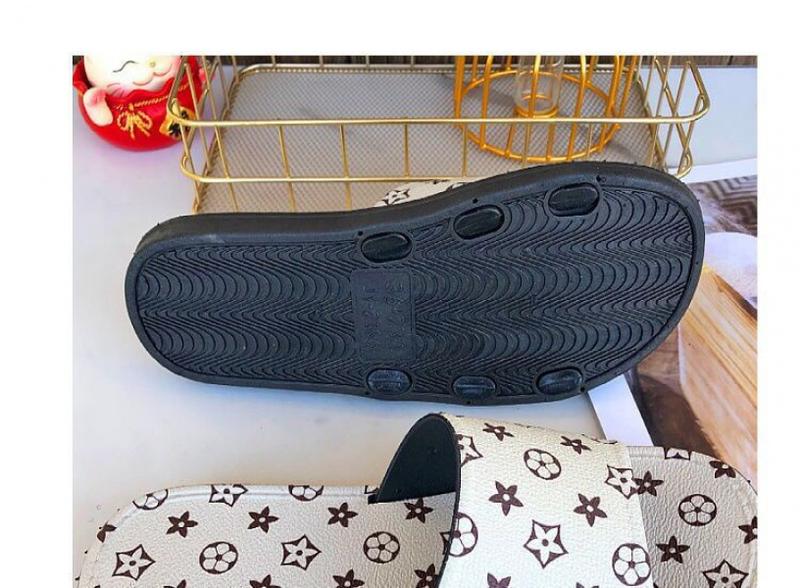 Product Introduction of Dép Lê Đường Phố, Phong Cách Trẻ Trung, Dễ Phối Đồ, Phong Cách Hàn Quốc, Ngầu Và Hợp Xu hướng, Thích Hợp Cho Mùa Hè 18