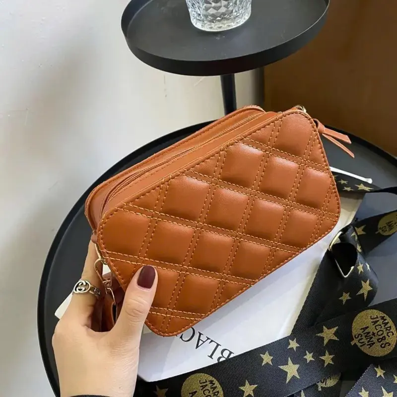 Túi nữ đeo chéo, đeo vai và kẹp nách, phối hoạ tiết và màu sắc dễ thương và sành điệu, thời trang Hàn Quốc mới NEW-0041 5