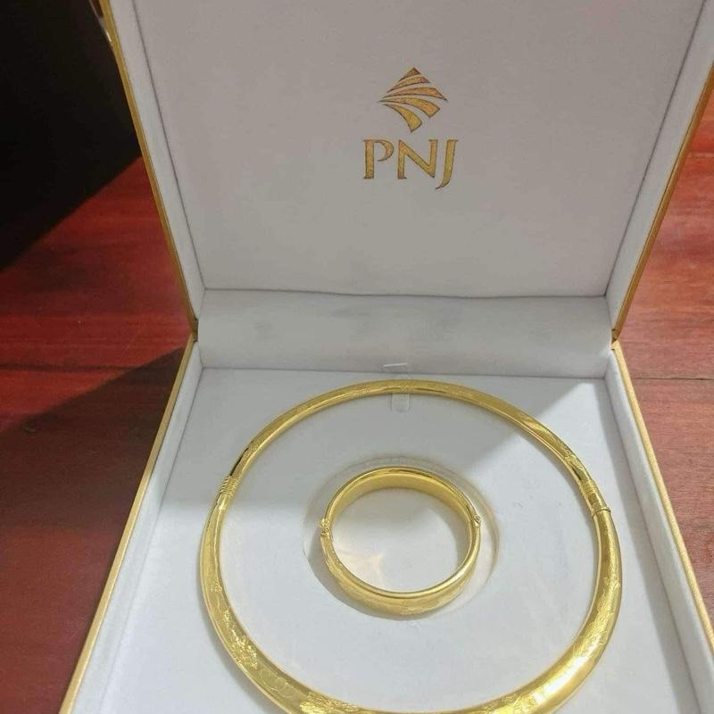 Hộp PNJ kiềng cưới Chính Hãng New ( không kèm trang sức) 5