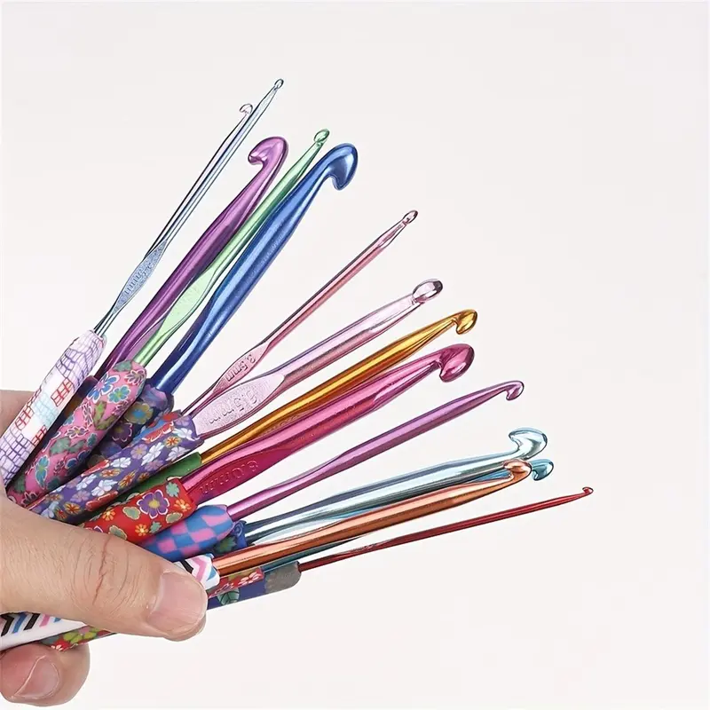 Random Color Soft Ceramic Crochet Hook, 9 Counts/12pcs/14pcs Flower Pattern Crochet Hooks, Easy To Hold Crochet Hook for Arthritis, Crochet Supplies 2