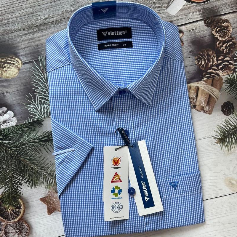 Áo sơ mi nam ngắn tay vạt ngang Việt tiến 8P2082 phom Regular Fit