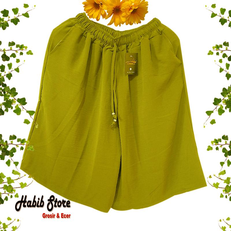 Product Introduction of Celana kulot JUMBO pendek dari bahan cringkel berkualias bisa di pakai sehari-hari Shorts Wanita 7