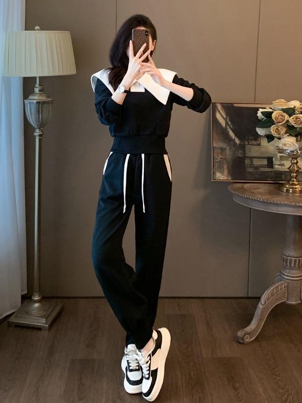 Product Introduction of Set đồ nữ áo cổ thuỷ thủ quần ống bo gấu, set đồ thể thao chất nỉ sang chảnh phối đen trắng TS232 Sport Thun 15