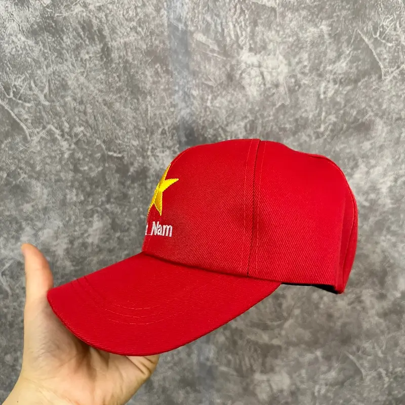 Mũ lưỡi trai , Nón kết thêu cờ đỏ sao vàng được đội vào các dịp lễ học sinh , thanh niên tình nguyện đội Hat 4