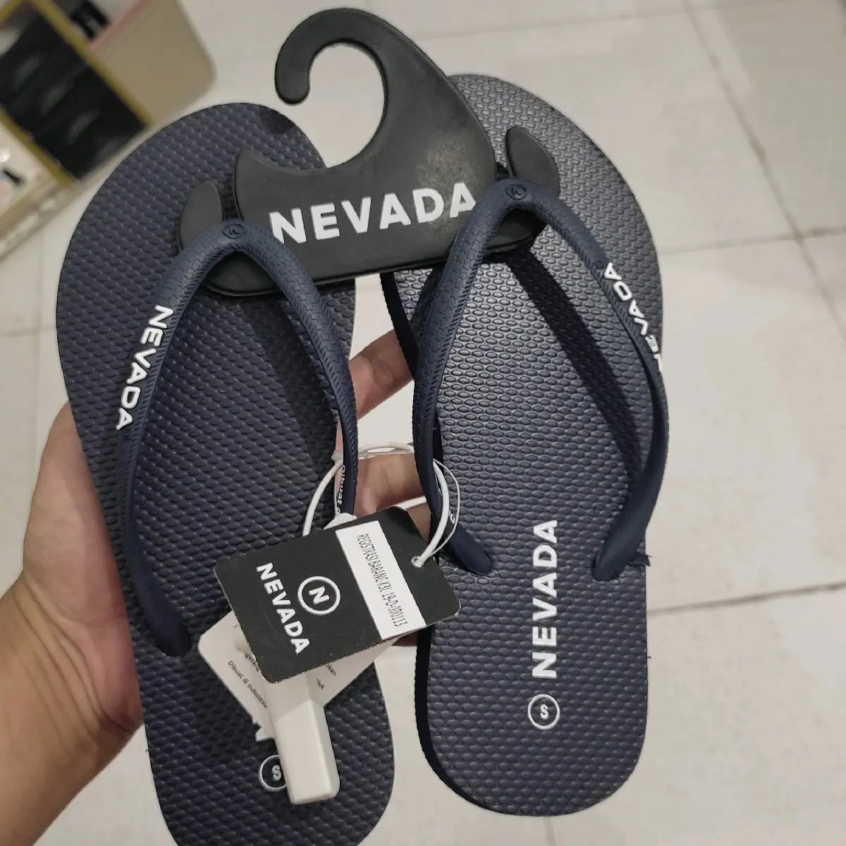 SANDAL JEPIT NAVY WANITA