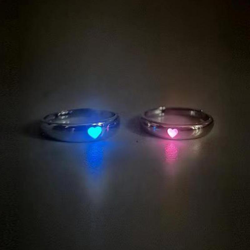 Product Introduction of Japanese and Korean Elemexsu Niche Love Luminous Ring Adjustable Mouth One Pair of Lovers Ring for Girlfriend 3