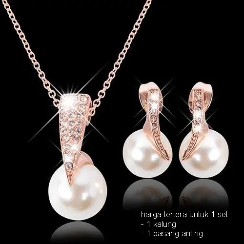 Kalung Mutiara Plus Anting Mutiara 1 set Perhiasan