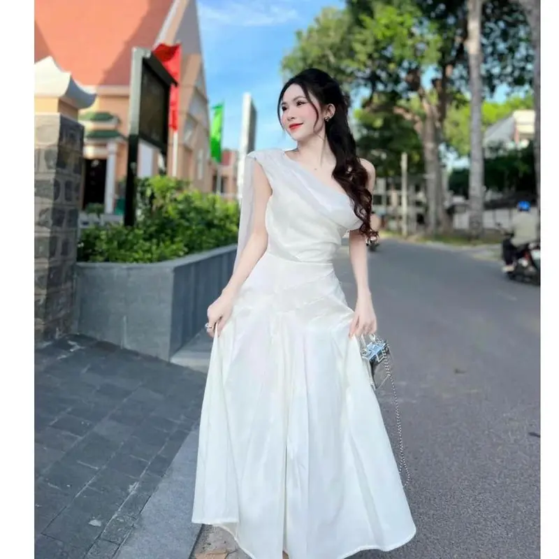 Đầm thời trang nữ dự tiệc sang trọng phối dây choàng cổ chất tapta cúp ngực không tay dáng váy dài xoè maxi sang chảnh 1