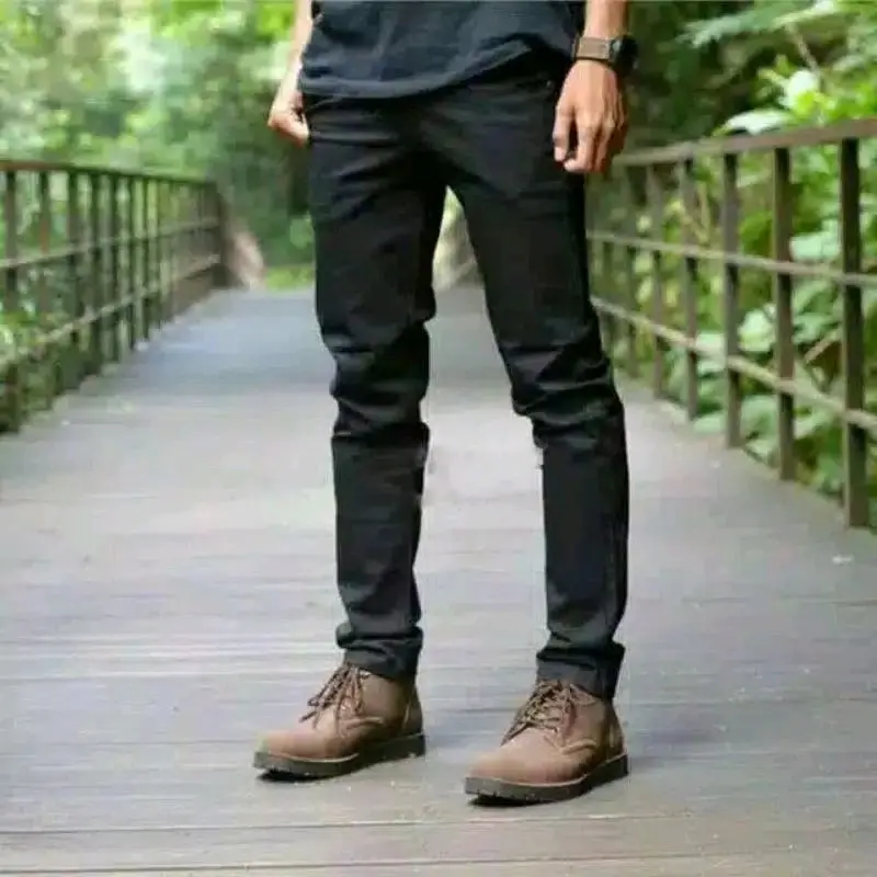 CELANA CHINOS HITAM PREMIUM 2