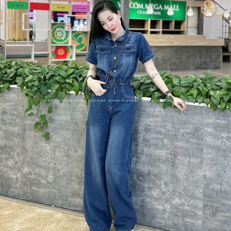 Set bộ mom jeans Nữ, áo croptop rút dây ngắn tay cổ bẻ đính nút cài phối quần jean dài ống suông mặc đi chơi dạo phố cực kỳ hấp dẫn xinh xắn  Women Pants 3