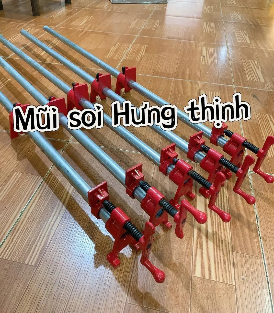CẢO ỐNG NƯỚC,VAM KẸP GỖ PHI 27MM CÓ CHÂN