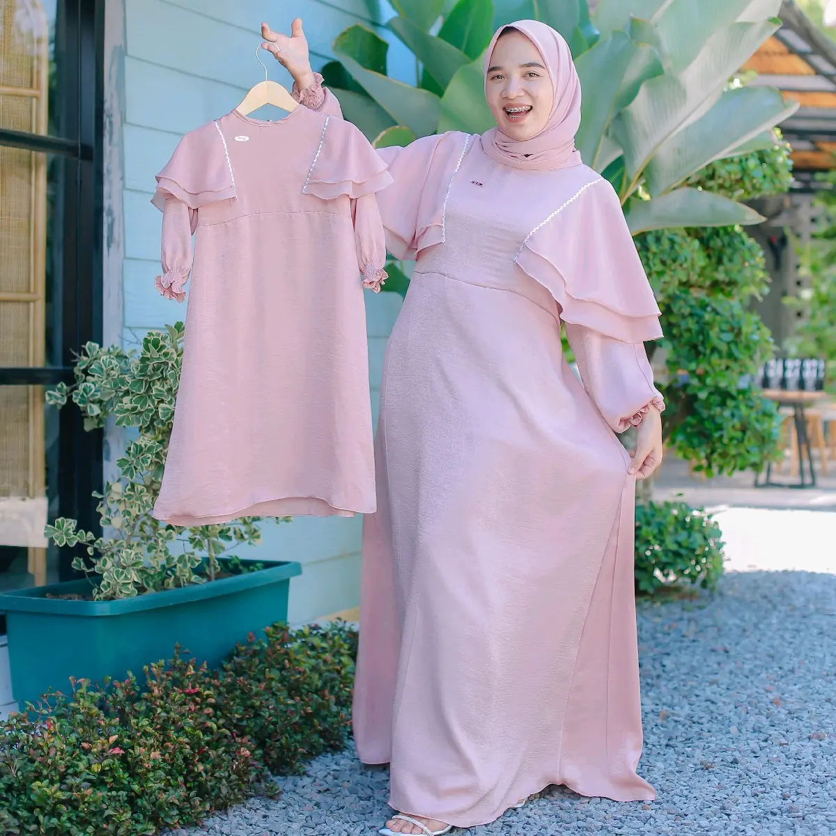 Gamis Rirey Momy and Kids Mewah Elegant bahan lembut adem ( untuk momy plus hijab dan untuk yg kids tidak dapat hijab )