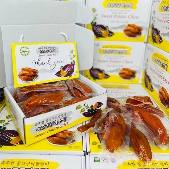 Hộp 1KG Khoai Lang Mật Sấy Dẻo Hàn Quốc - Có Quai Xách Làm Quà Tặng Rất Đẹp Snack Ăn Vặt