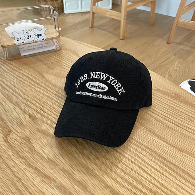 Product Introduction of Men And Woman's Baseball Caps Adjustable Casual Embroidered 1989 New York American Cotton Sun Hats Unisex Solid Color Visor Hats 24