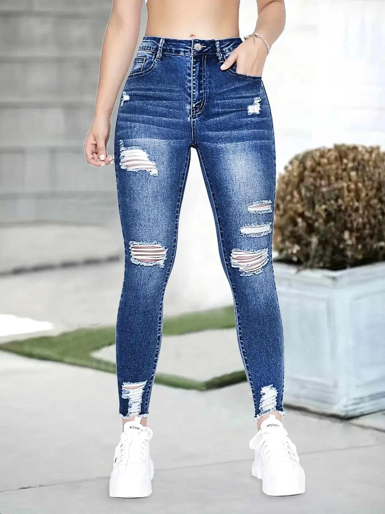 Women's Ripped Button Pocket Skinny Pants, Fashion Casual Trousers for Daily Outdoor Wear, Ladies Bottoms for All Seasons