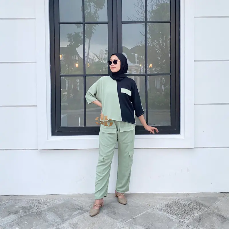 Dasterbeauty - AZIZAH Baju Setelan Wanita Kekinian Korean Style Terbaru Crinkle Airflow Jumbo Celana Panjang Atasan Croptop Nyaman Dewasa Remaja Model Cargo Trendy 5