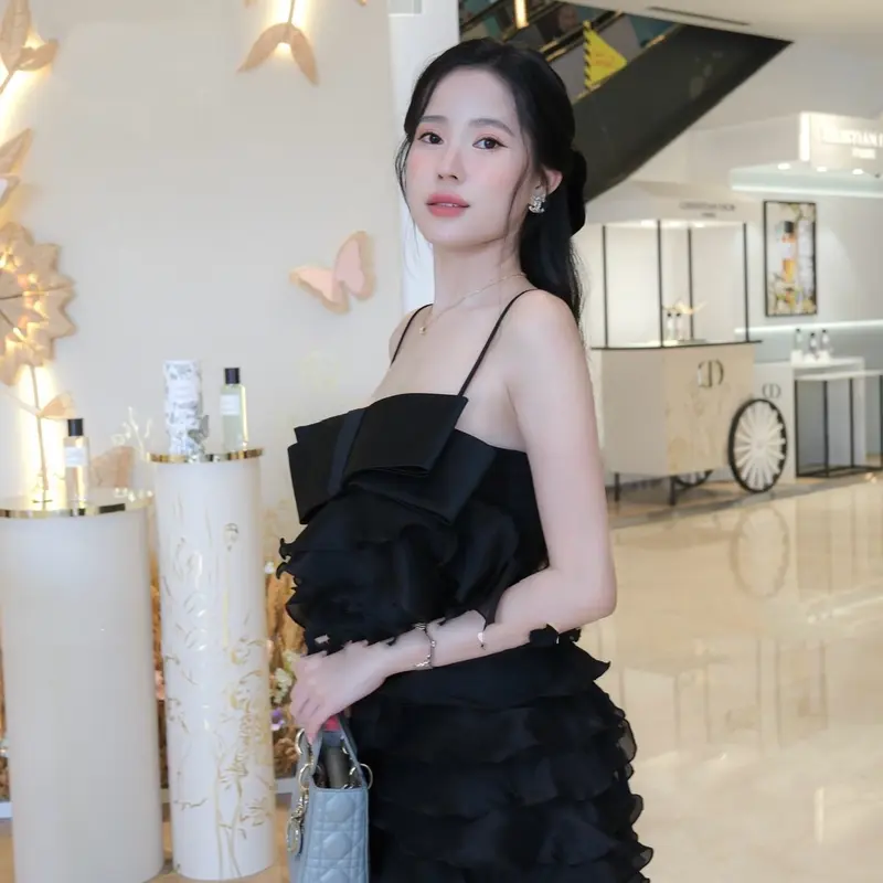 Váy 2 dây bèo tầng gắn nơ sang chảnh 3 màu có đệm mút 5