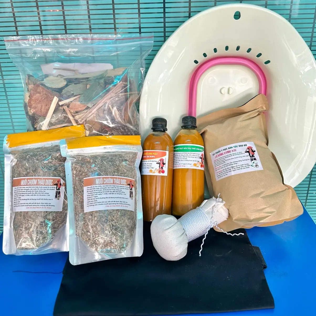 (tặng chậu xông)Combo ở cữ  cơ bản chăm sóc DA cho mẹ sau sinh (combo cơ bản 8 sản phẩm) quyên dao đỏ chuyên đồ ở cữ