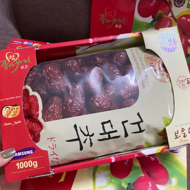Táo Đỏ Hàn Quốc Hàng Vip, Có Hộp Và Túi Xách - Snack, Ăn Vặt Food 0
