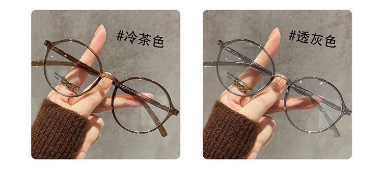 Product Introduction of Myopia Glasses Women's Small Frame Makes Face Look Smaller and Slim with Degrees New Vintage round Frame Plain High-Grade Super Light 4