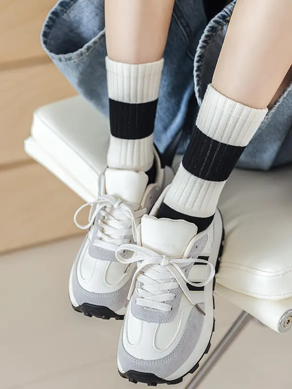 Women's 5 Pairs Colorblock Stripped & Star Print Crew Socks, Casual Moisture Wicking Socks, Soft Comfy Breathable Socks for All Seasons Daily Wear, Socks for Women, Crew Socks Women, Matching Set 2