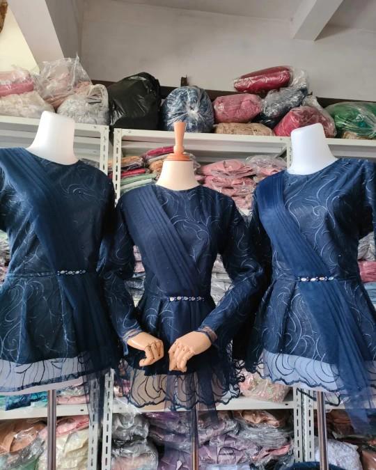 Product Introduction of kebaya wisuda kebaya pagar ayu warna navy 0