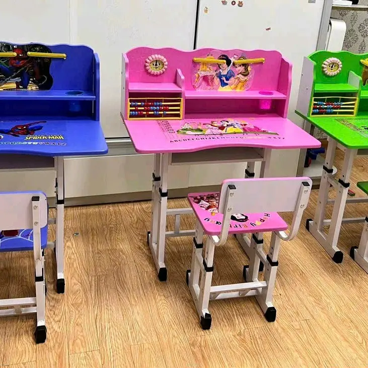 { kèm ghế } Bàn học sinh tiểu học , bàn học sinh giá rẻ , có điều chỉnh chiều cao