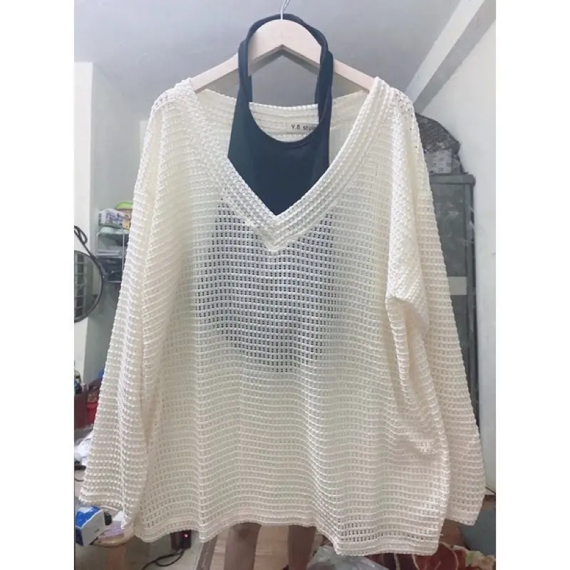 Set 2 món áo lưới cổ tim dáng rộng + bra ba lỗ