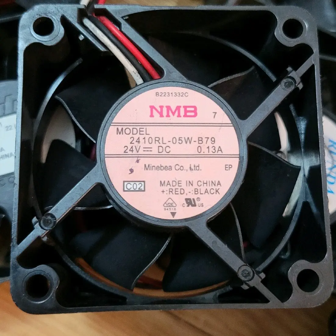 Quạt tản nhiệt 24v kích thước 6x6x2.5cm tháo máy