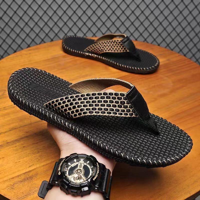 Product Introduction of Dép Xỏ Ngón, Trang Phục Nam, Chống Mài Mòn, Không Trơn Trượt, Khử Mùi, Không Vị, Thích Hợp Cho Các Hoạt Động Mùa Hè, Dép Ins, Dép Đi Biển Hợp Xu hướng, Cao Cấp, Dành Cho Nam Đế Bằng Đồng 3