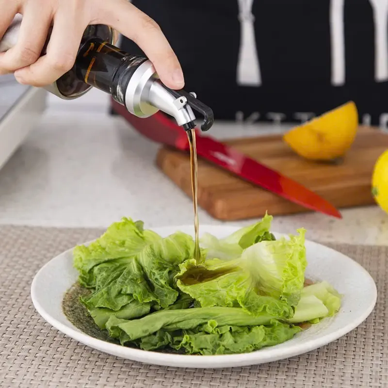 Chai Đựng Gia Vị Có Vòi (200ml), Chia Vạch Đồ Dùng Nhà Bếp Đa Năng 2