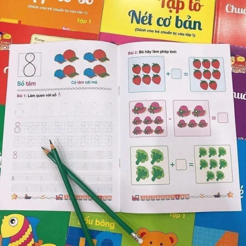 Bộ 10 Cuốn Tập Hành Trang Cho Bé Tự Tin Vào Lớp 1 (Tặng Kèm 2 Bút Chì + Gọt Bút + Tẩy Và Đệm Tay) - Vở Làm Quen Với Toán 4