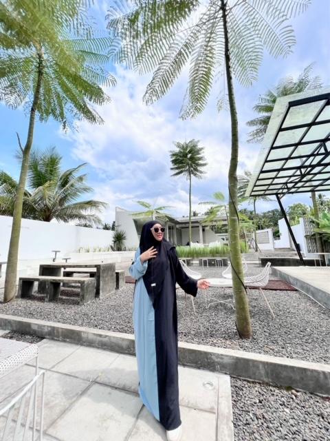 Gamis Abaya Nazira Crinkle Airflow Anti kusut anti lecek Syari Muslim Kombinasi Dress Wanita Simple Dewasa Remaja Mewah Motif Ibu Hitam 4