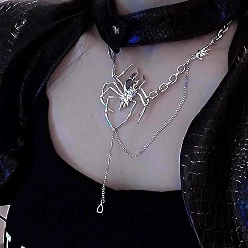 Gothic Spider Crystal Pendant Necklace for Women Dark Long Tassel Chain Spicy Girl Chokers Y2K Accessories Fashion Jewelry Party 1