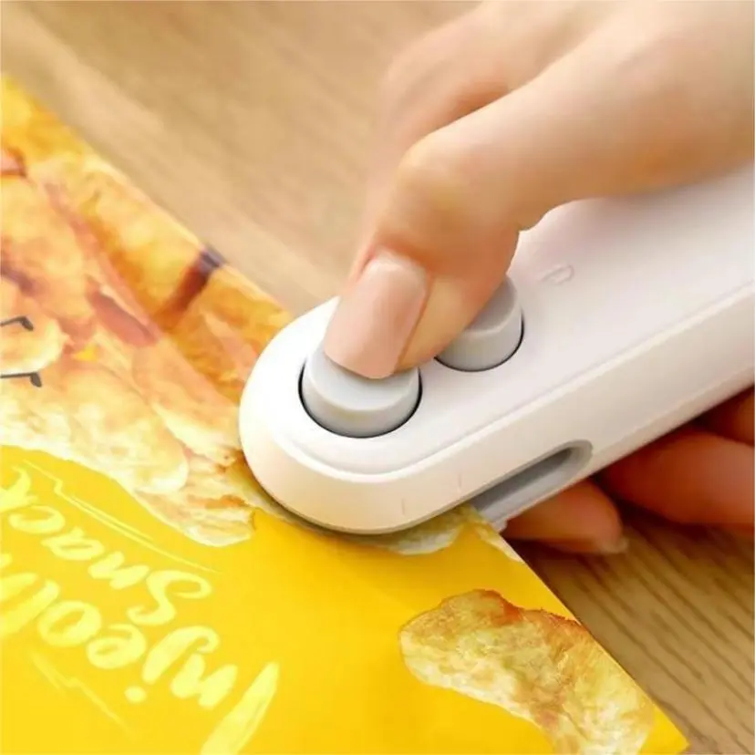 Portable Mini Bag Sealer, USB Rechargeable Handheld Plastic Bag Sealer, Household Sealing Machine, Kitchen Appliances for Home Use