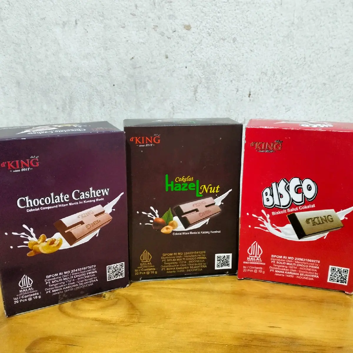 D'KING COKELAT PAKET MIX NUKLIR CASHEW BISCO HAZELNUT ( 3 BOX )