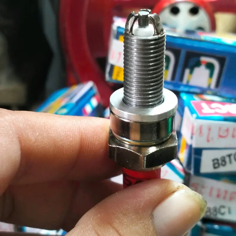 Bugi Xe máy ( 3 chấu Chân Dài độ - Lắp Mở bằng Típ 18 ) 3