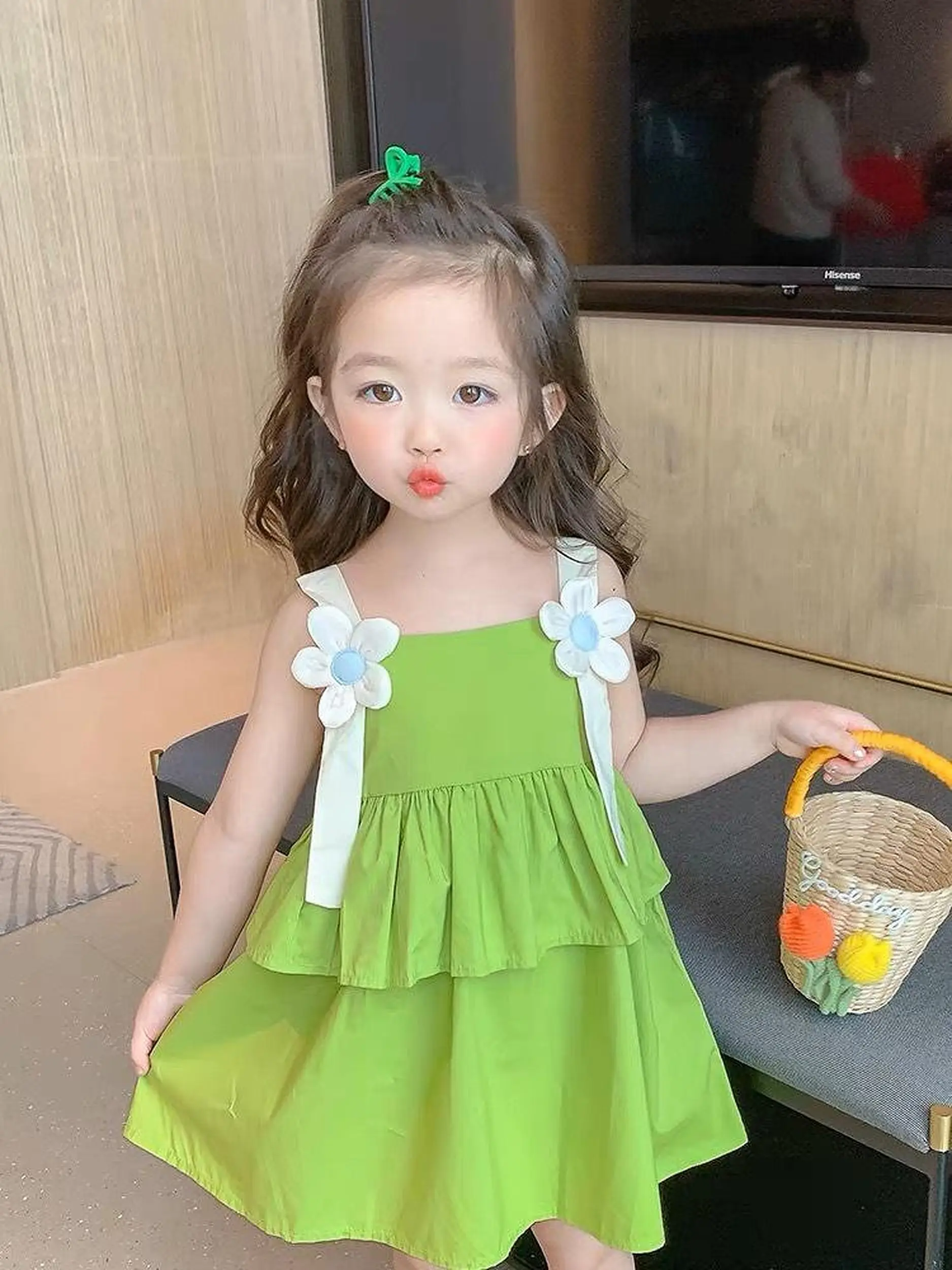 Váy hai dây đính hoa nổi 5 màu cực xinh cho bé gái 10-20kg