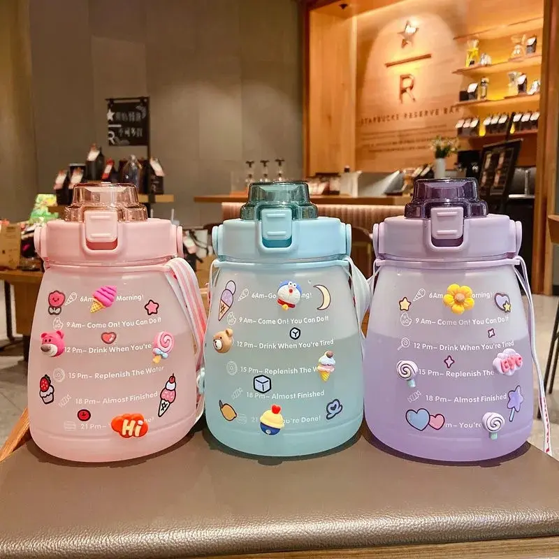 Bình nước 1300ml Cute chia vạch và có khung giờ nhắc nhở uống đủ nước 0