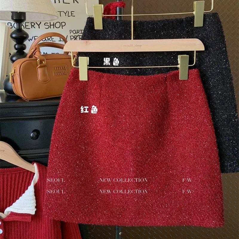 Chân Váy Màu Đỏ, Chủ Đề Giáng Sinh, Dành Cho Nữ, Trang Phục Mùa Thu Và Mùa Đông, Cạp Cao, Phong Cách Cổ Điển, Chân Váy Len Chữ A, Bó Sát, Chân Váy Lụa Sáng, Thích Hợp Cho Nữ Công Sở Women Khuy