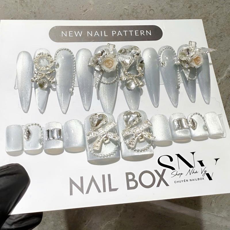 Combo Nail Box Mắt Mèo Ánh Trăng Cực Quang Tay Và Chân Lấp Lánh