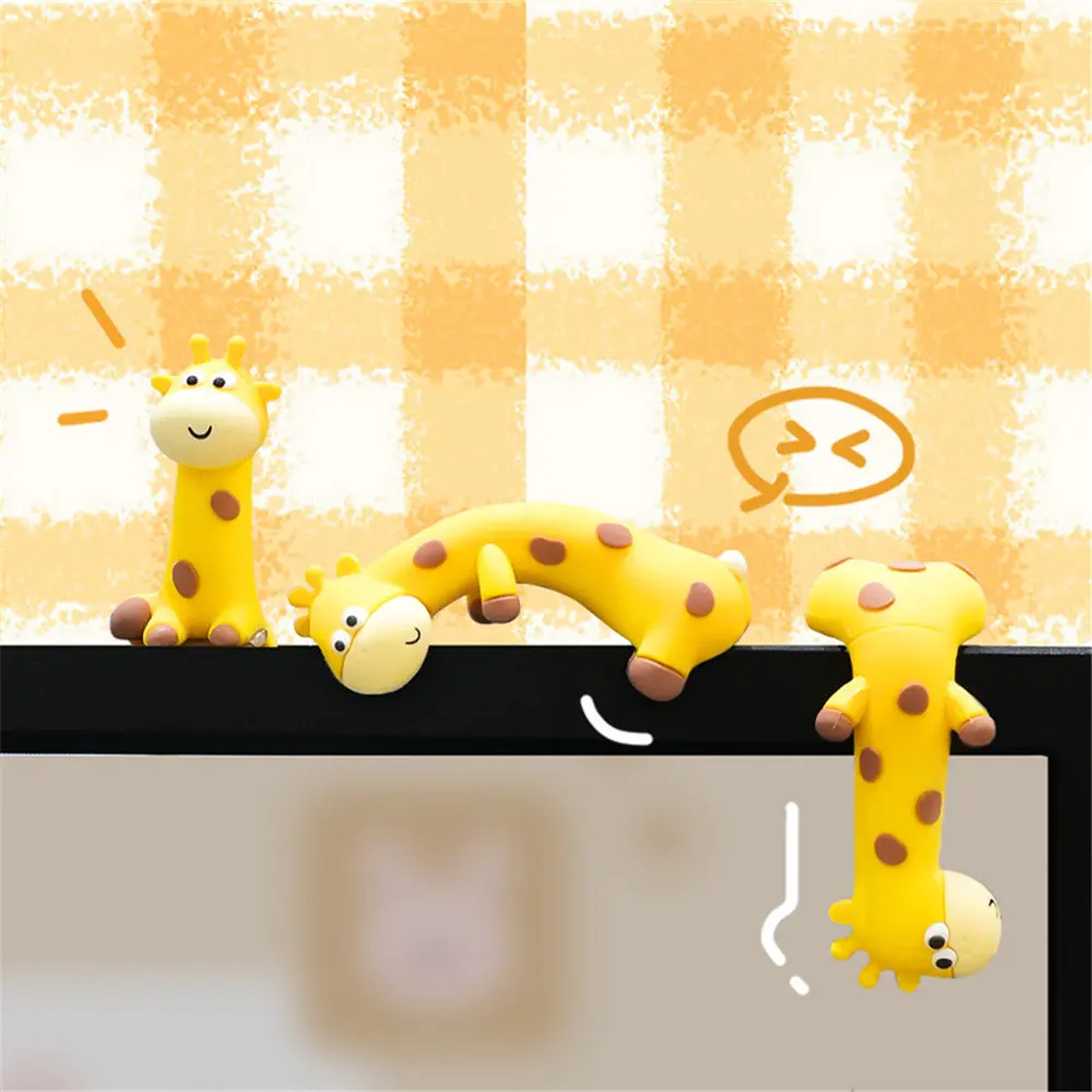 Car Screen Figurine Giraffe Computer Monitor Decor 3D Desk Toy Ornament Creative Screen Craft Figurines For boimy
