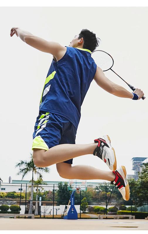 Product Introduction of New Breathable Badminton Shoes Men Comfortable Badminton Wears Velcro Tennis Sneakers Light Volleyball Shoes Size 36-45 36