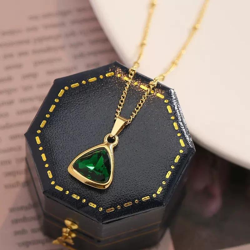 Vintage light luxury jade dark green titanium necklace non-fading collarbone chain for women showing white skin 5