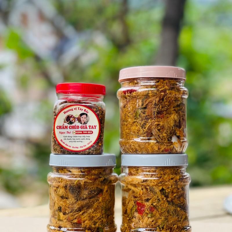 Combo 3 hũ 200g cá nướng giã  ớt cay cay vừa siêu ngon( tặng chẩm chéo giã tay tây bắc)