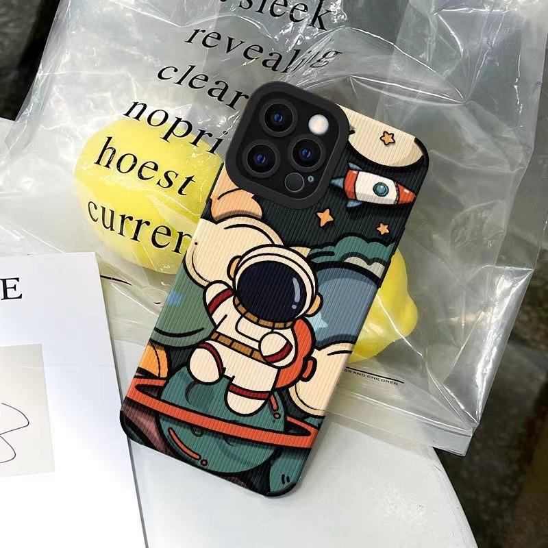 Product Introduction of Astronaut for iPhone 13 Pro Max Apple 12 Case 11x/xr for Apple 15 0