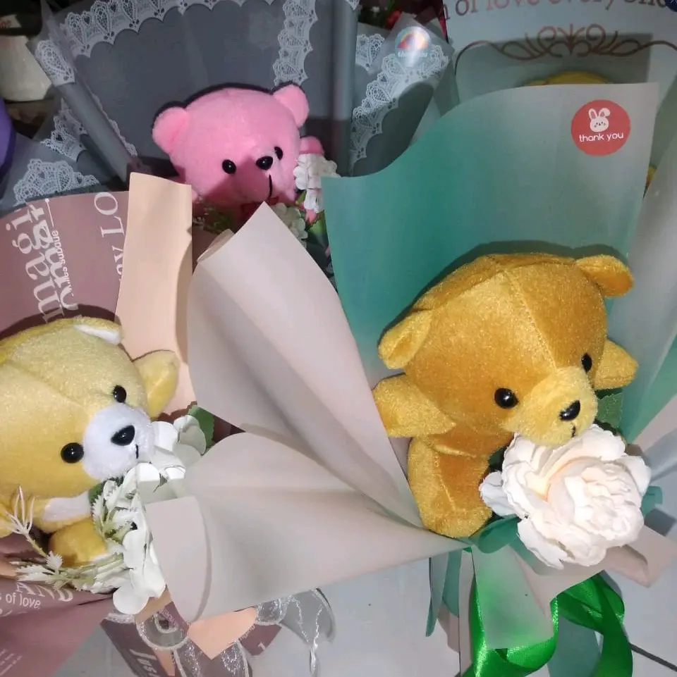 buket bunga, boneka
